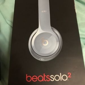 Beats headphones solo 2 wired...
